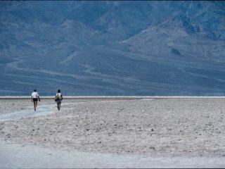 Viel Glück auf dem Salzweg, Jungs!  "Wanderweg" im Death Valley, Kalifornien : Death valley, OM2, Olympus, USA, xDias-USA